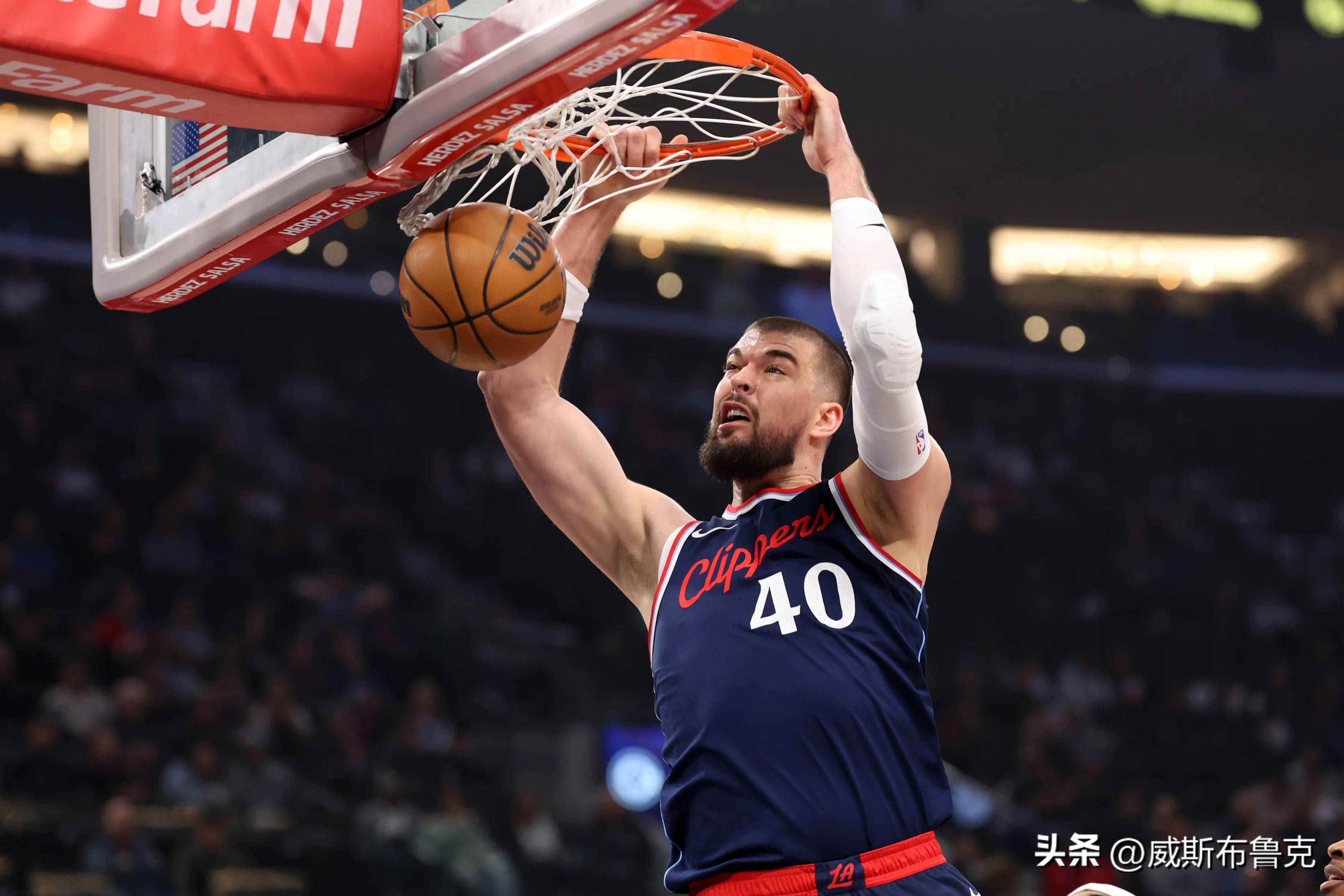 篮网队先驱球员退役,球队进攻端形势严峻 篮网队先驱球员退役,球队进攻端形势严峻