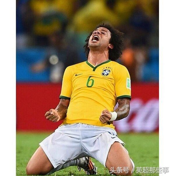 阿尔维斯利用速度优势打破对手防线 阿尔维斯利用速度优势打破对手防线