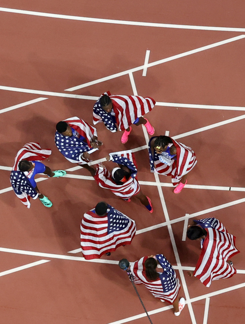 包含美国田径队奋力争金,引领潮流的词条 包含美国田径队奋力争金,引领潮流的词条