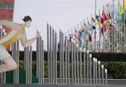 霍尔茨参加运动员节目,展现多才多艺 霍尔茨参加运动员节目,展现多才多艺