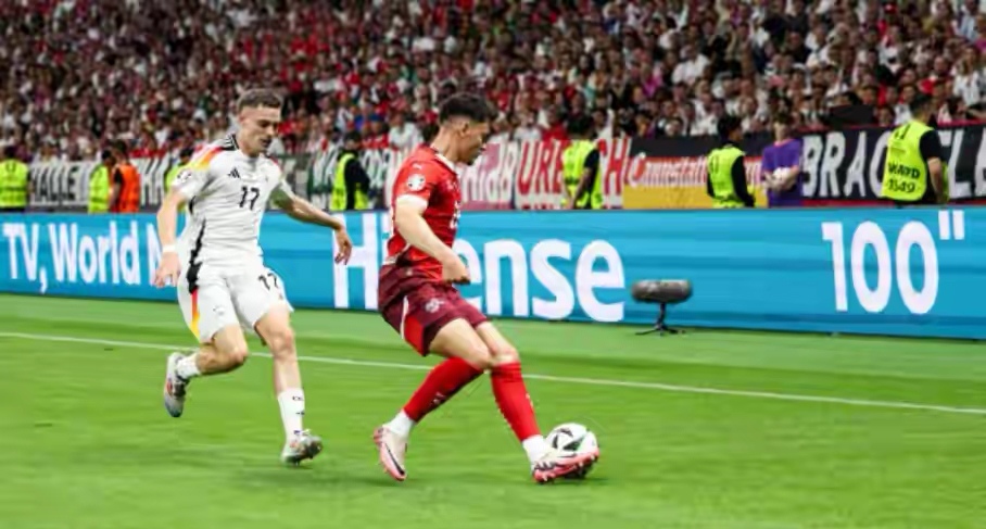 欧洲杯1/8决赛:英国队晋级,德国队惨遭淘汰 欧洲杯1/8决赛:英国队晋级,德国队惨遭淘汰