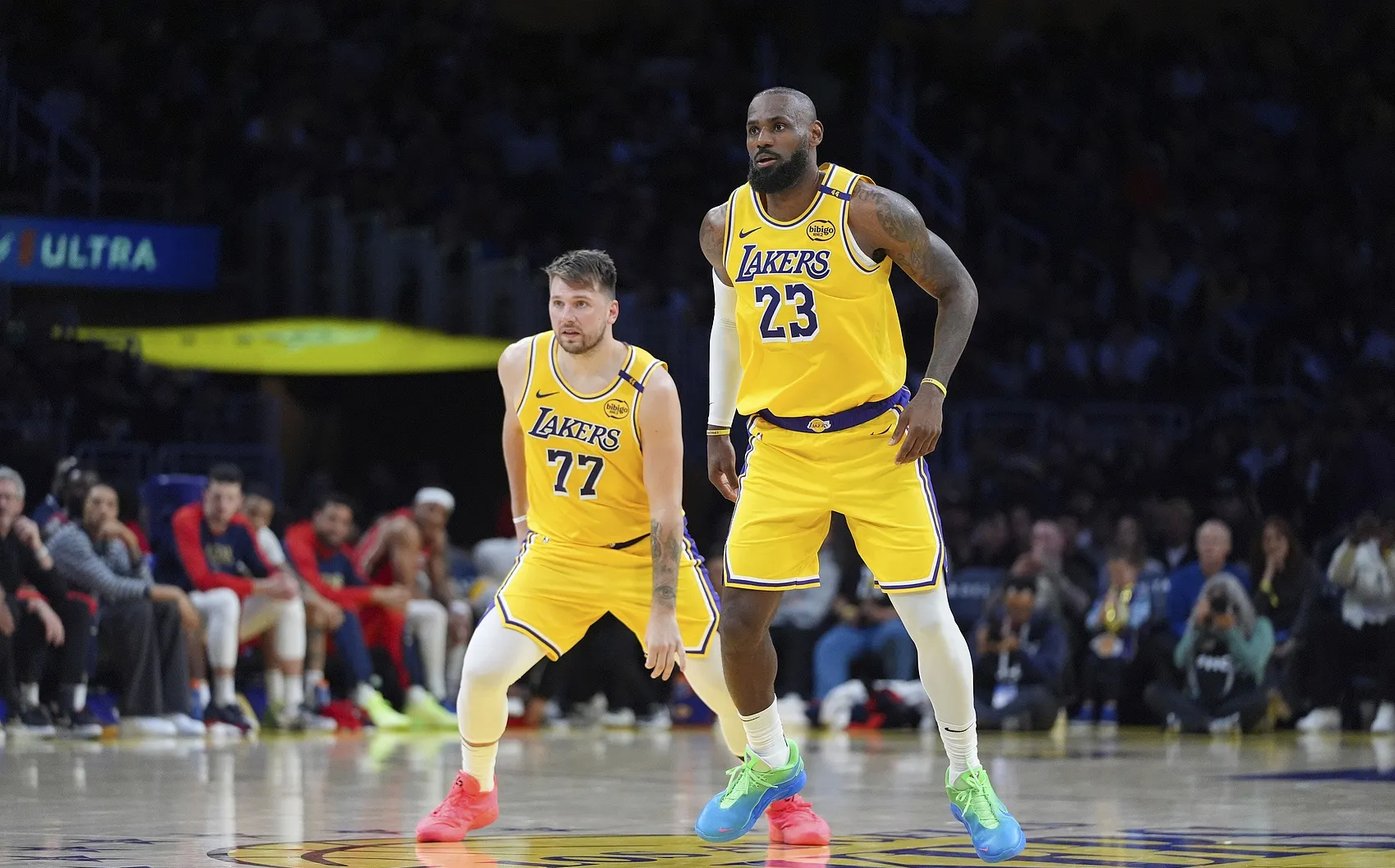 湖人大胜尼克斯,取得两连胜 湖人大胜尼克斯,取得两连胜