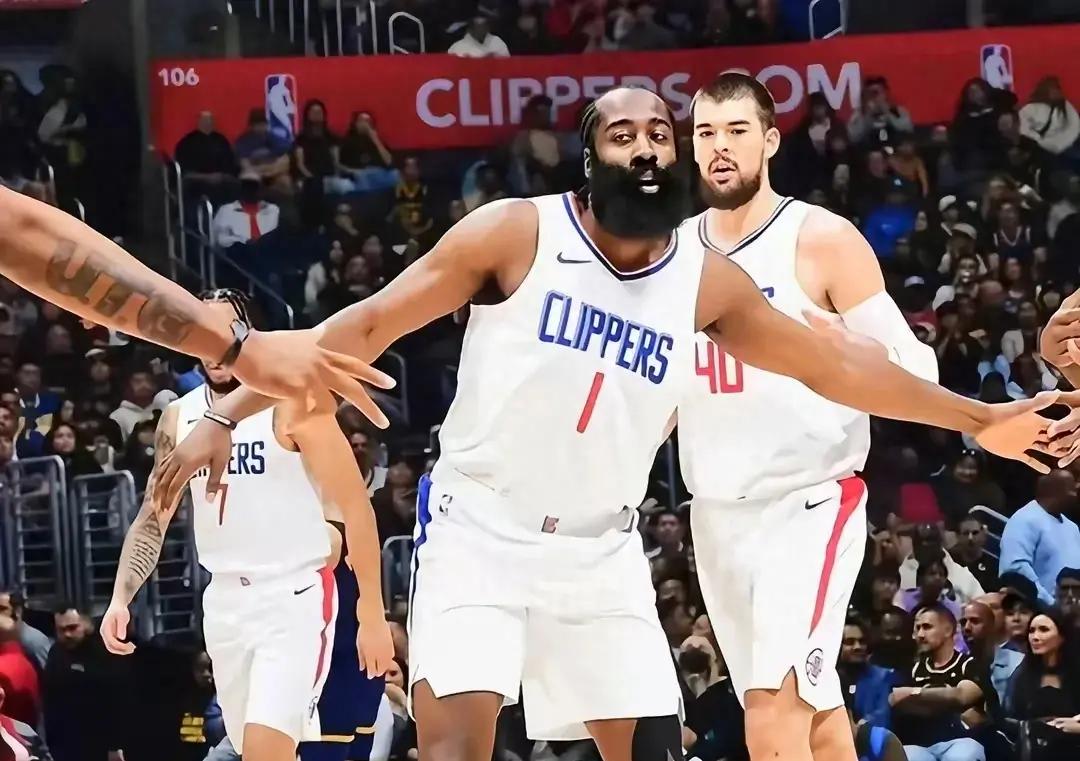 开拓者客场胜快船,实力不可忽视 开拓者客场胜快船,实力不可忽视