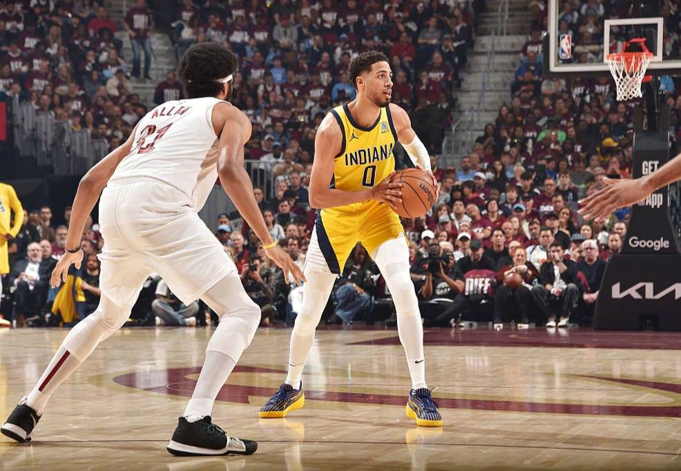 步行者击败骑士，特纳飙21分绝杀赢得青睐