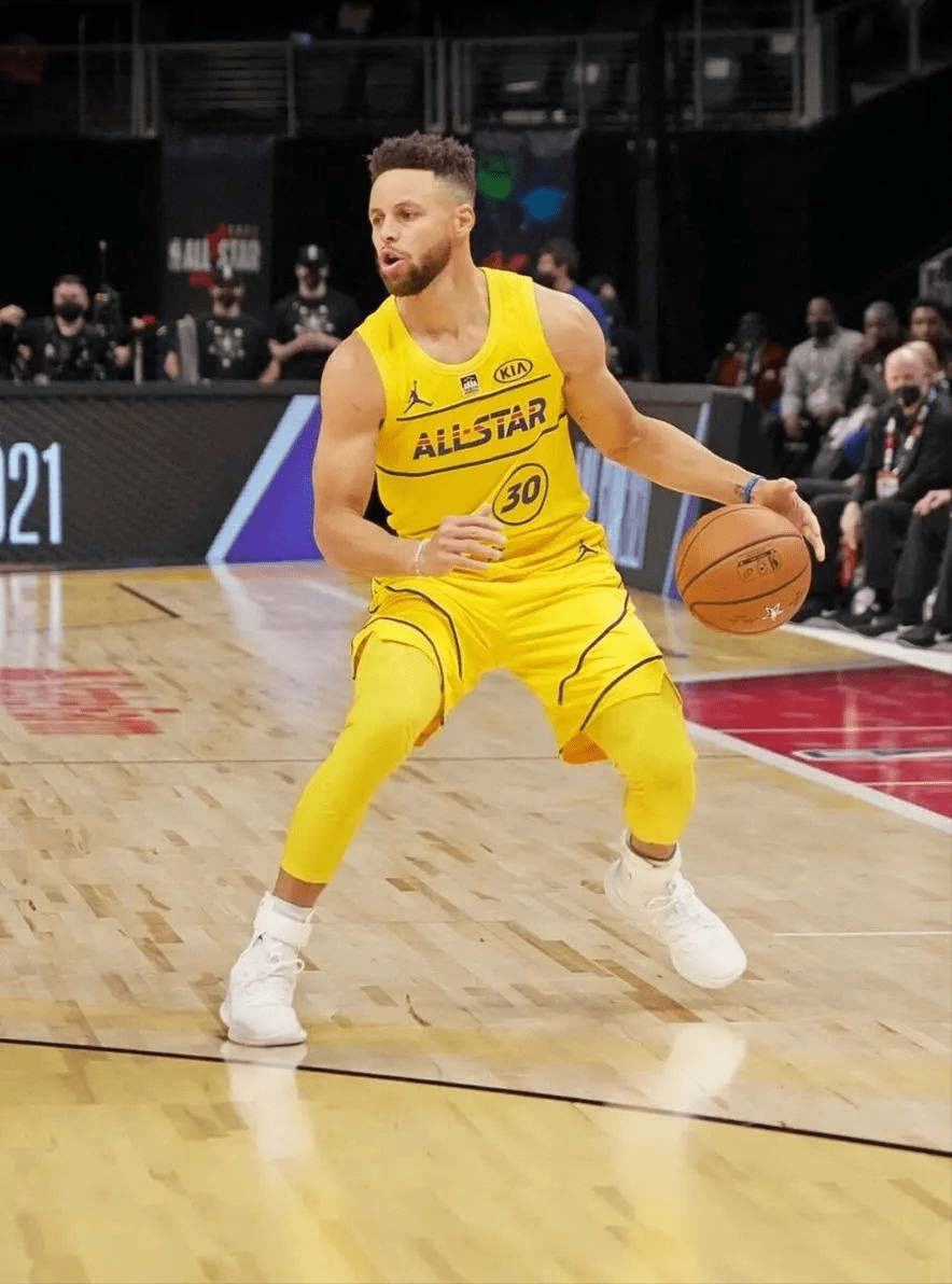 猛龙继续胜利,小加坎巴逐渐走红 猛龙继续胜利,小加坎巴逐渐走红