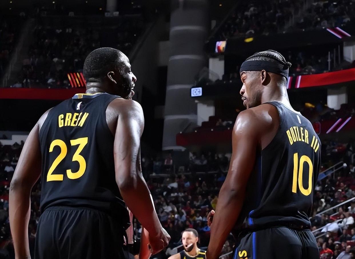 勇士大胜黄蜂,史密斯砍下33分 勇士大胜黄蜂,史密斯砍下33分