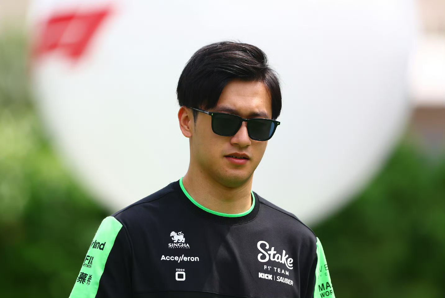 关于阿斯顿马丁逆转索伯车队,周冠宇高光表现的信息 关于阿斯顿马丁逆转索伯车队,周冠宇高光表现的信息