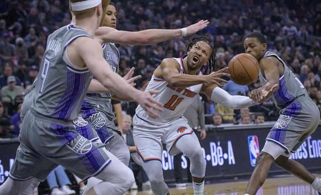 上海队逆转国王，布伦森统治全场